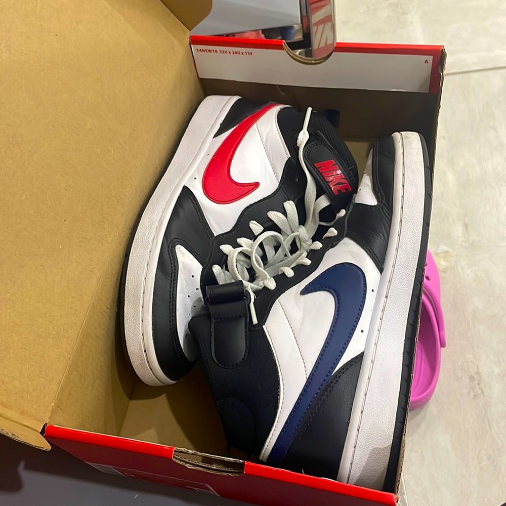 Nike shoes